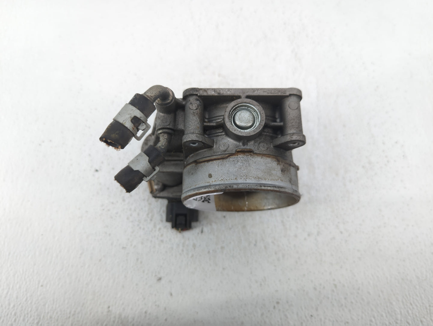 2017-2020 Nissan Pathfinder Throttle Body Fits Fits 2016 2017 2018 2019 2020 OEM Used Auto Parts - Oemusedautoparts1.com