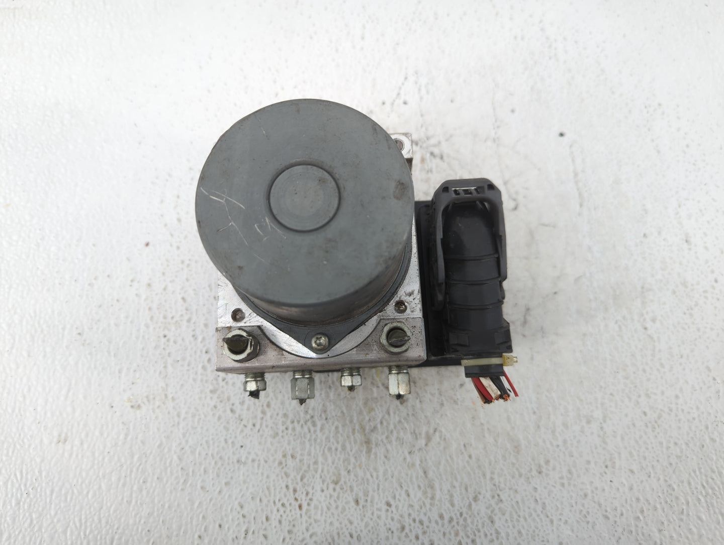 2018-2020 Nissan Pathfinder ABS Pump Control Module Replacement P/N:116030-51100 Fits Fits 2018 2019 2020 OEM Used Auto Part