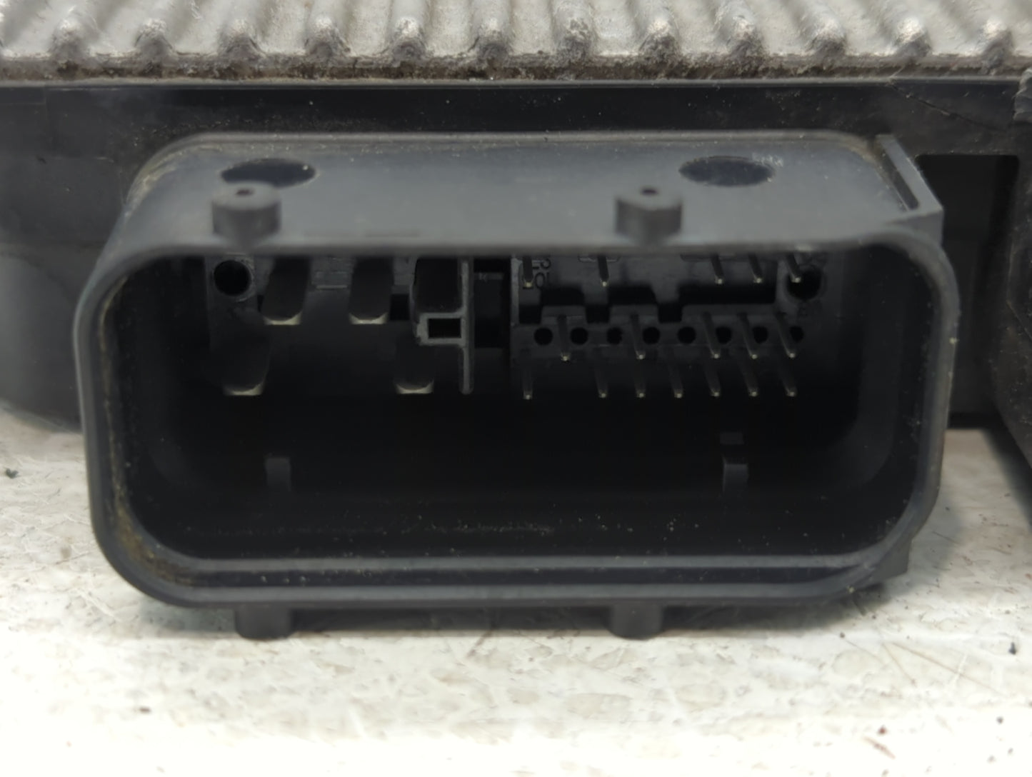 2018 Nissan Pathfinder PCM Engine Control Computer ECU ECM PCU OEM P/N:237F0 9PJ0A 23750 9PJ1A Fits Fits 2019 2020 OEM Used 