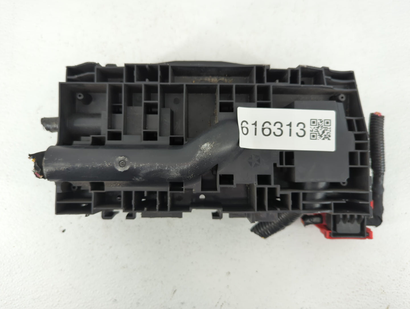 2015-2022 Nissan Pathfinder Fusebox Fuse Box Panel Relay Module P/N:68143314AE Fits Fits 2015 2016 2017 2018 2019 2020 2022 