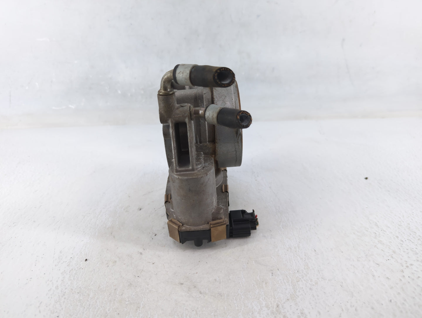 2017-2020 Nissan Pathfinder Throttle Body P/N:A8205H RME75-50 Fits Fits 2016 2017 2018 2019 2020 OEM Used Auto Parts - Oemus