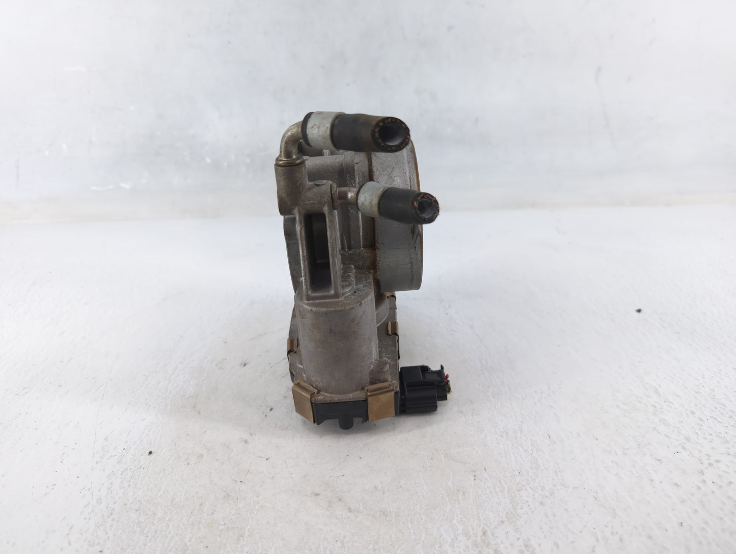 2017-2020 Nissan Pathfinder Throttle Body P/N:A8205H RME75-50 Fits Fits 2016 2017 2018 2019 2020 OEM Used Auto Parts - Oemus