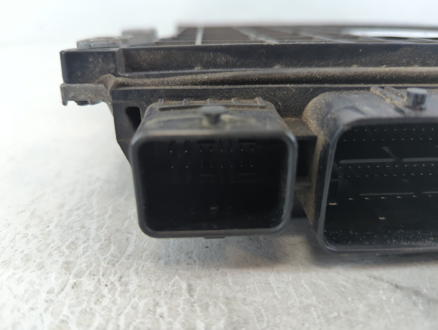 2018-2019 Nissan Pathfinder PCM Engine Control Computer ECU ECM PCU OEM P/N:755545 S11 NEC037-003 Fits Fits 2018 2019 2020 O