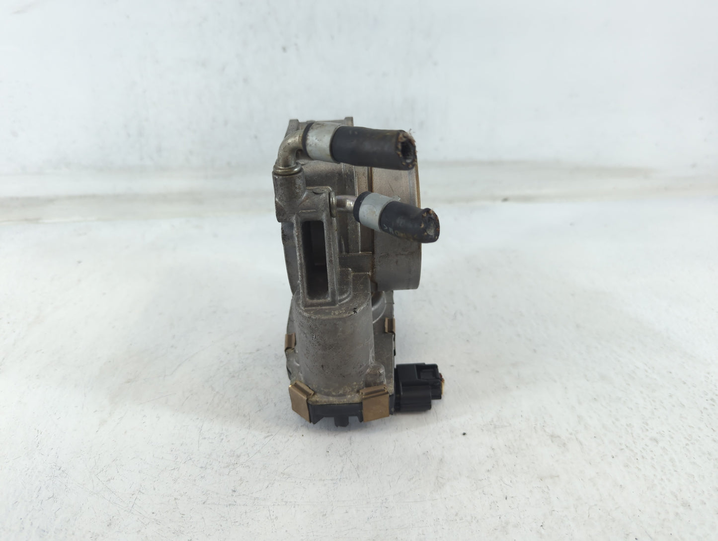 2017-2020 Nissan Pathfinder Throttle Body P/N:A8327H RME75-50 Fits Fits 2016 2017 2018 2019 2020 OEM Used Auto Parts - Oemus