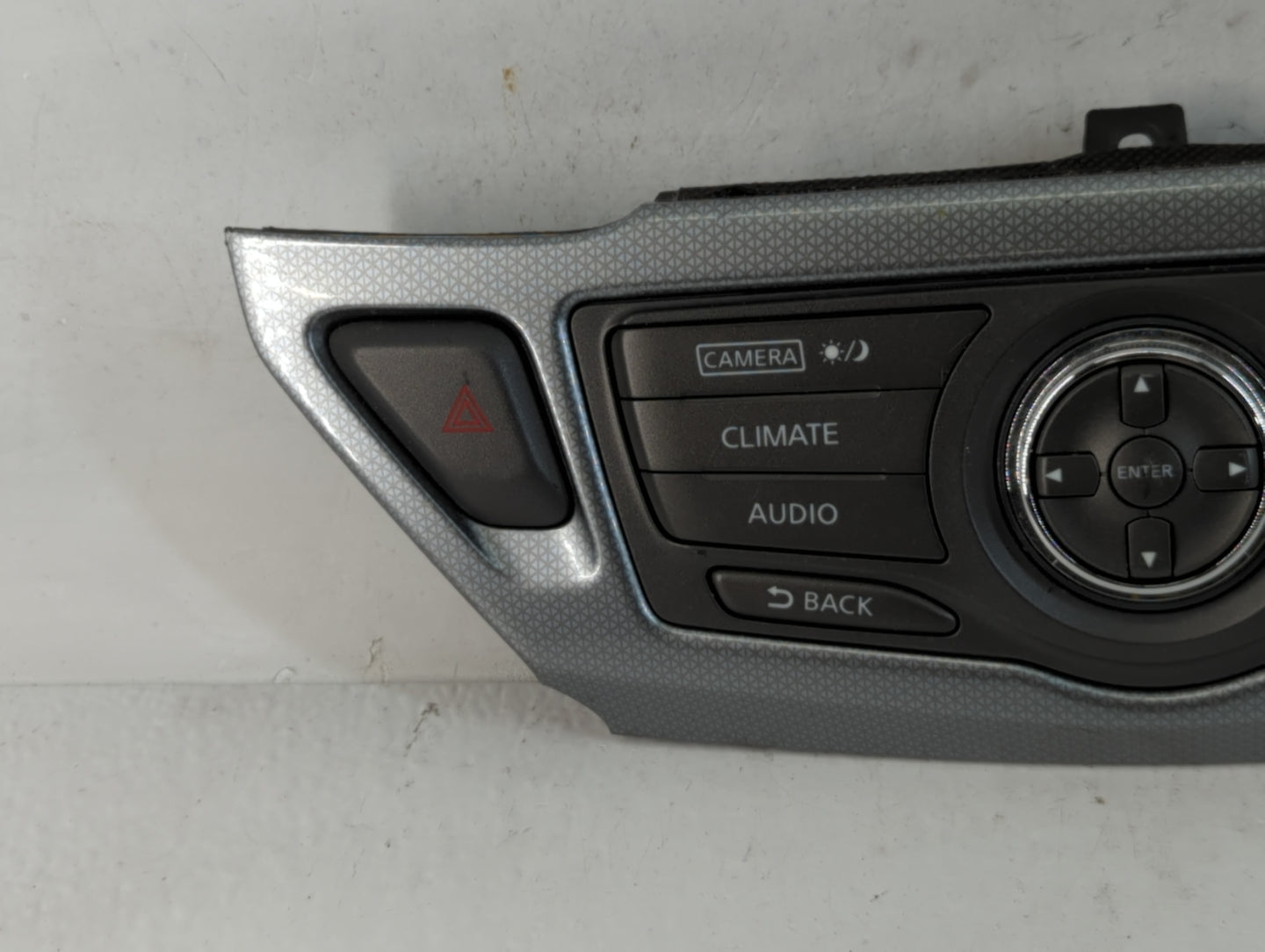 2018 Nissan Pathfinder Climate Control Module Temperature AC/Heater Replacement Fits OEM Used Auto Parts - Oemusedautoparts1