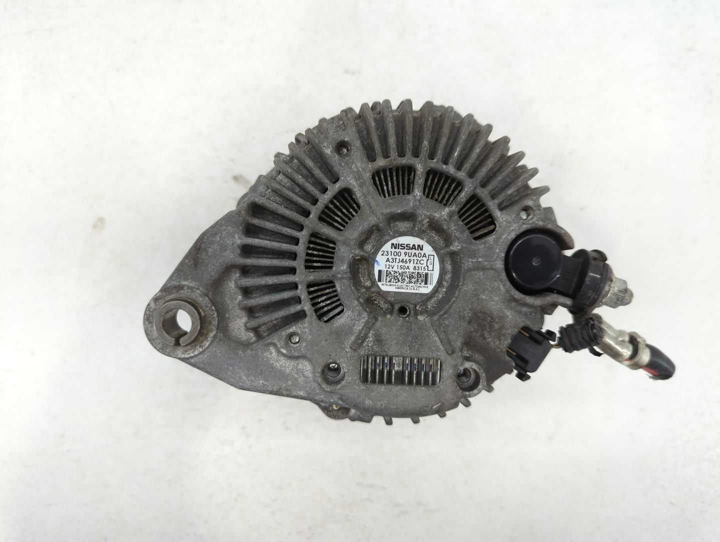 2017-2020 Nissan Pathfinder Alternator Replacement Generator Charging Assembly Engine OEM P/N:23100 9UA0A Fits OEM Used Auto