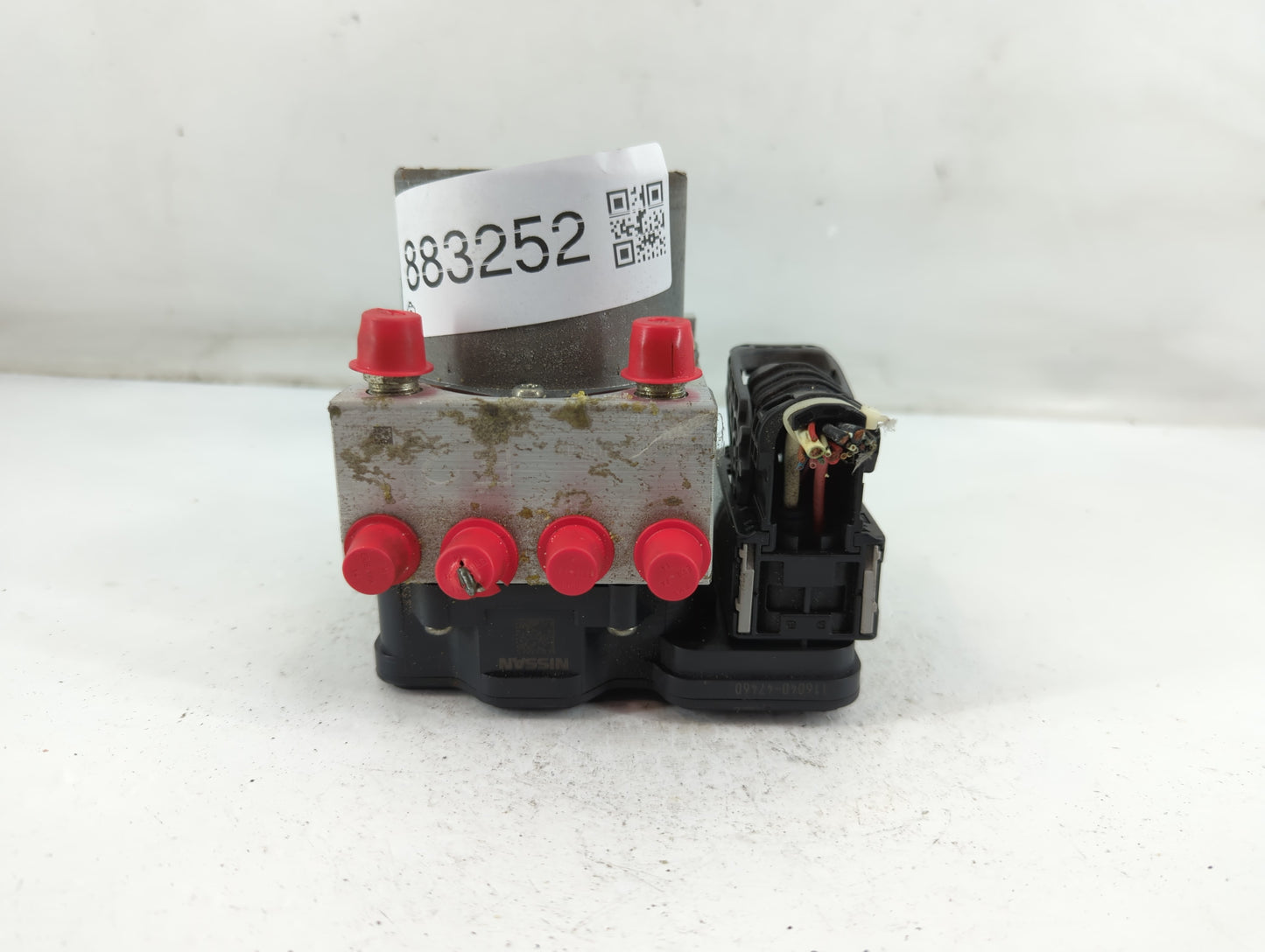 2018-2020 Nissan Pathfinder ABS Pump Control Module Replacement P/N:116040-47460 037826, 47660 9PP13 Fits Fits 2018 2019 202