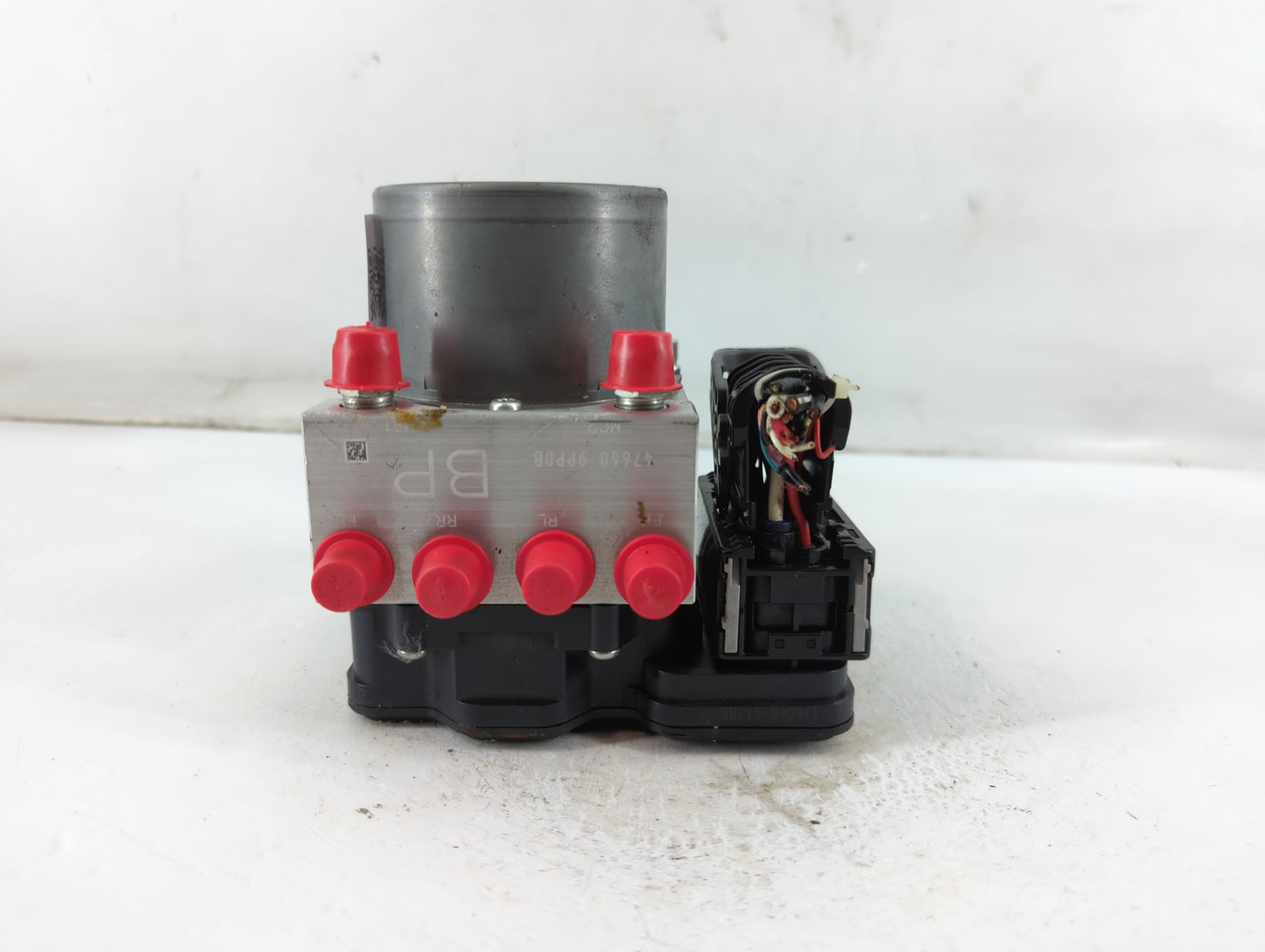2018-2020 Nissan Pathfinder ABS Pump Control Module Replacement P/N:7660 9PP0B Fits Fits 2018 2019 2020 OEM Used Auto Parts 