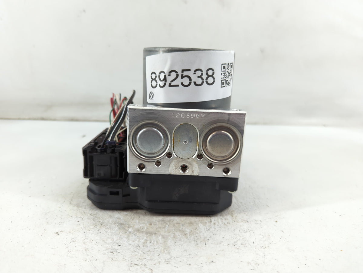 2018-2020 Nissan Pathfinder Anti-Lock Brake ABS Pump Module Actuator OEM P/N:116040-47460 Fits Fits 2018 2019 2020 OEM Used 