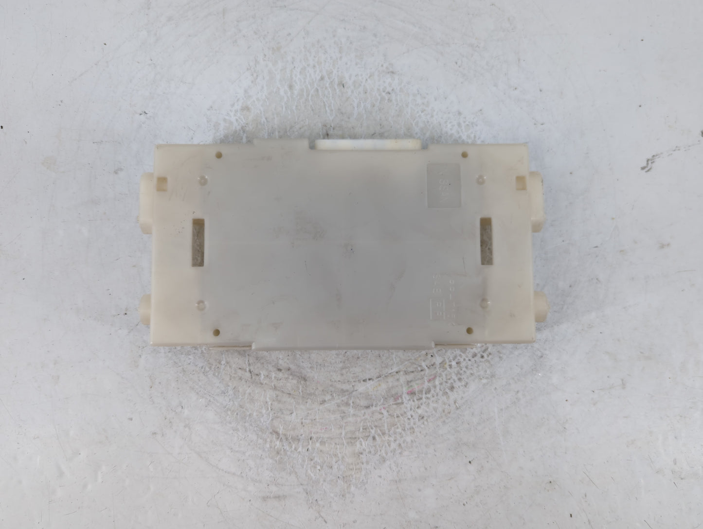 2018-2018 Nissan Pathfinder Temperature Control Module 27760 9pj6a - Oemusedautoparts1.com