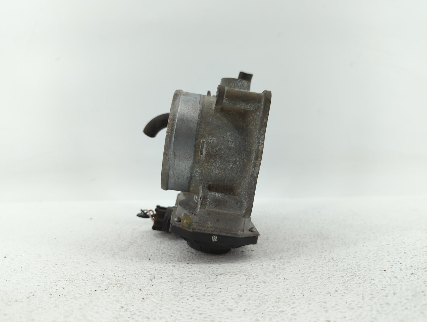 2018 Nissan Pulsar Throttle Body P/N:16119 7S001 C 16119 7S001 F, 16119 7S001 B Fits Fits 2012 2013 2014 2015 2016 2017 2019