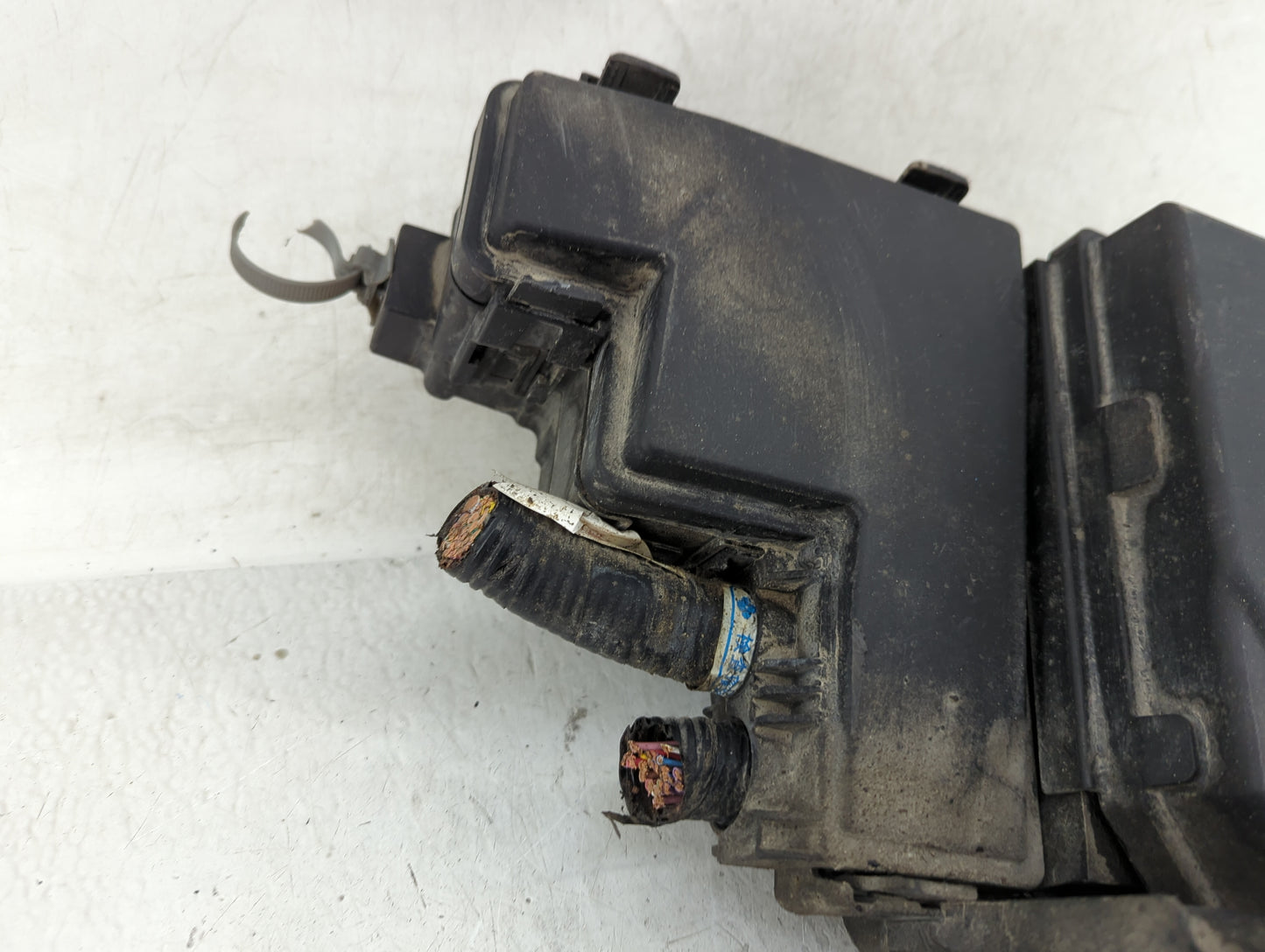 2017-2021 Nissan Qashqai Fusebox Fuse Box Panel Relay Module Fits Fits 2017 2018 2019 2020 2021 2022 OEM Used Auto Parts - O