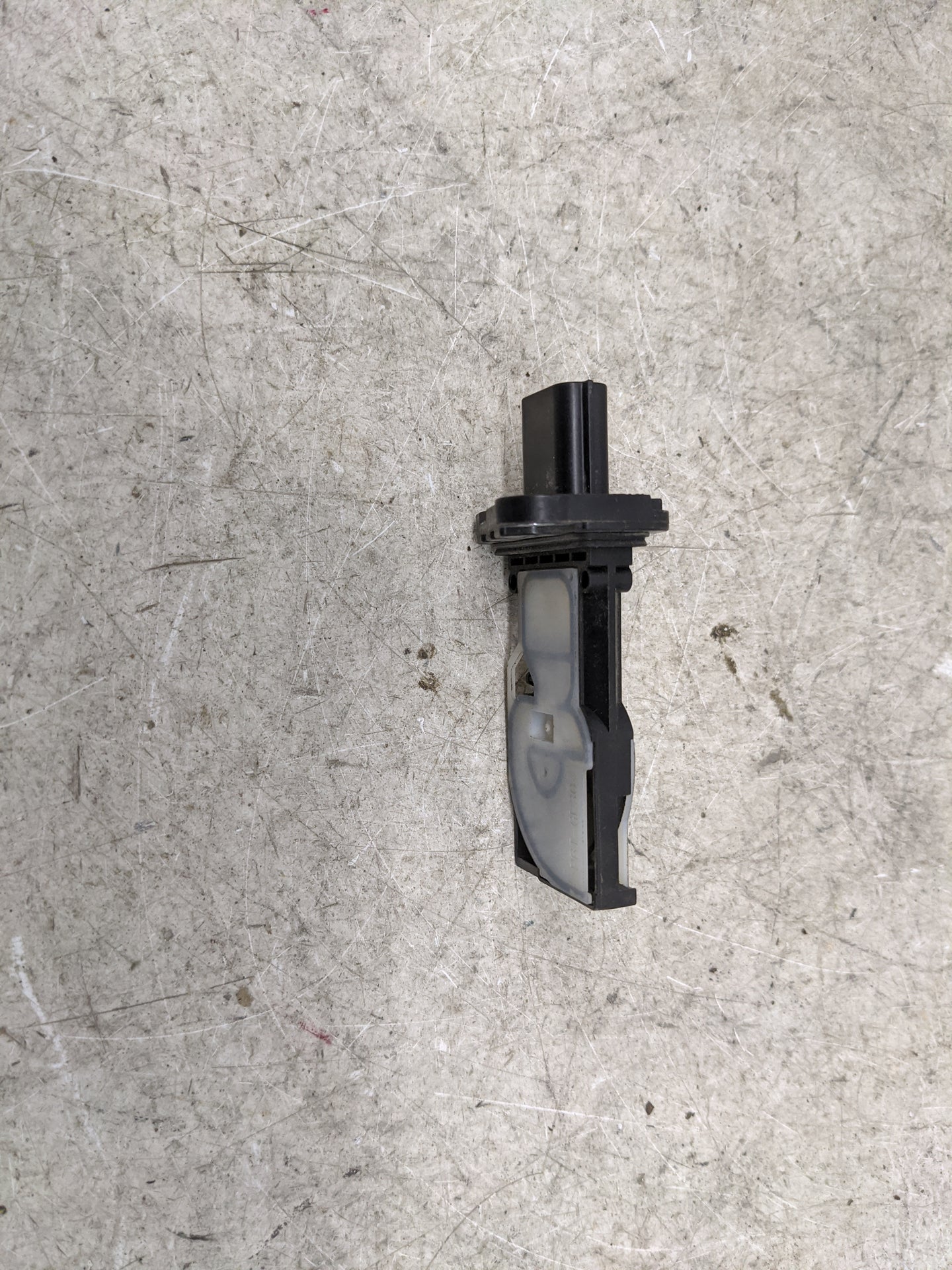2017-2021 Nissan Qashqai Mass Air Flow Meter Maf 1485601 - Oemusedautoparts1.com