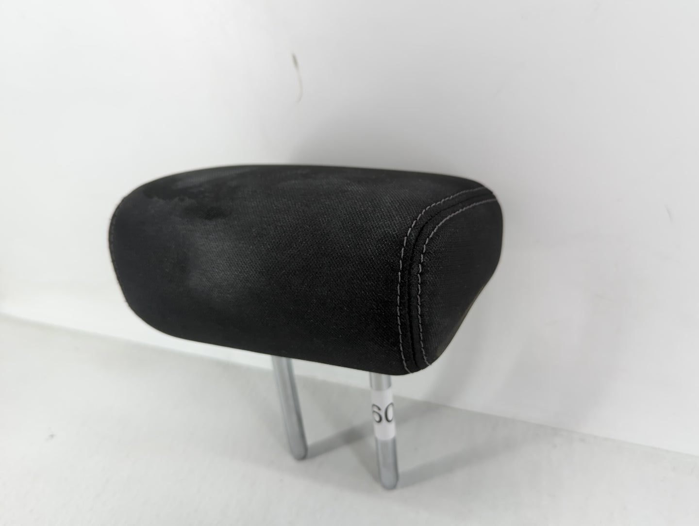 2017-2019 Nissan Qashqai Headrest Head Rest Front Driver Passenger Seat Fits Fits 2017 2018 2019 OEM Used Auto Parts - Oemus