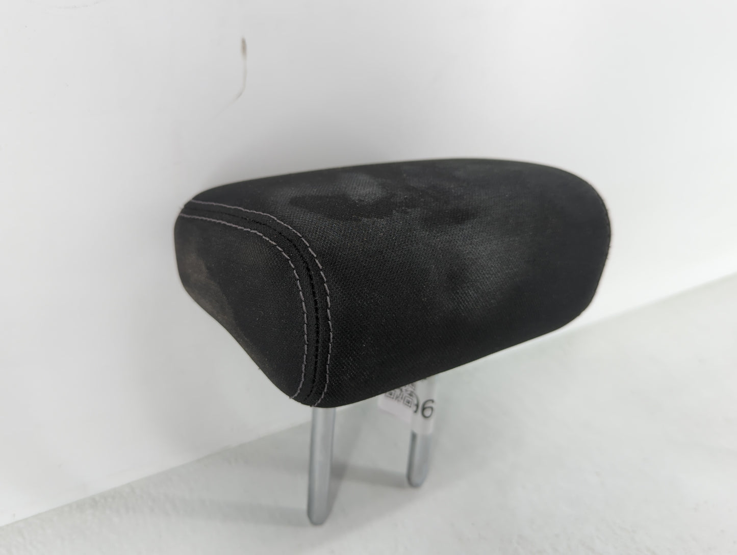 2017-2019 Nissan Qashqai Headrest Head Rest Front Driver Passenger Seat Fits Fits 2017 2018 2019 OEM Used Auto Parts - Oemus