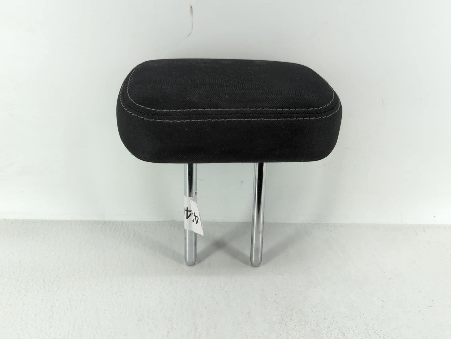 2017-2019 Nissan Qashqai Headrest Head Rest Front Driver Passenger Seat Fits Fits 2017 2018 2019 OEM Used Auto Parts - Oemus