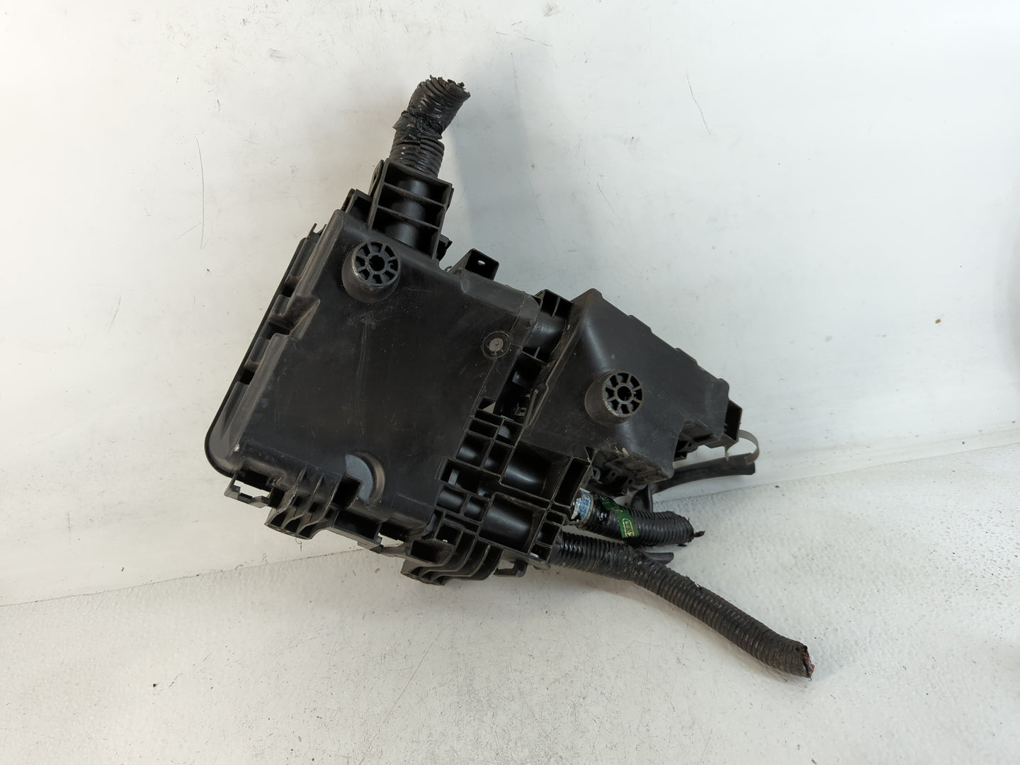2017-2021 Nissan Qashqai Fusebox Fuse Box Panel Relay Module P/N:284B7 5NA0B Fits Fits 2017 2018 2019 2020 2021 2022 OEM Use