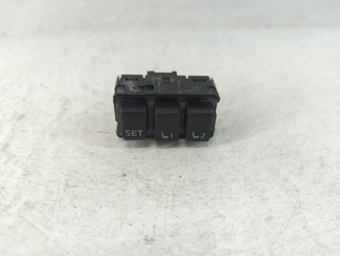 2017-2020 Nissan Rogue Master Power Window Switch Replacement Driver Side Left P/N:18321MD Fits OEM Used Auto Parts - Oemuse