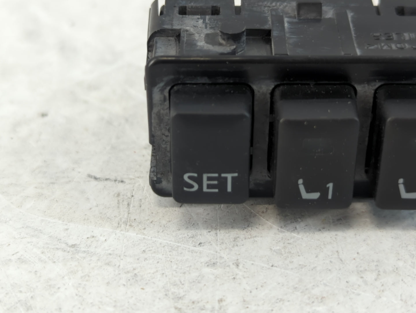 2017-2020 Nissan Rogue Master Power Window Switch Replacement Driver Side Left P/N:18321MD Fits OEM Used Auto Parts - Oemuse