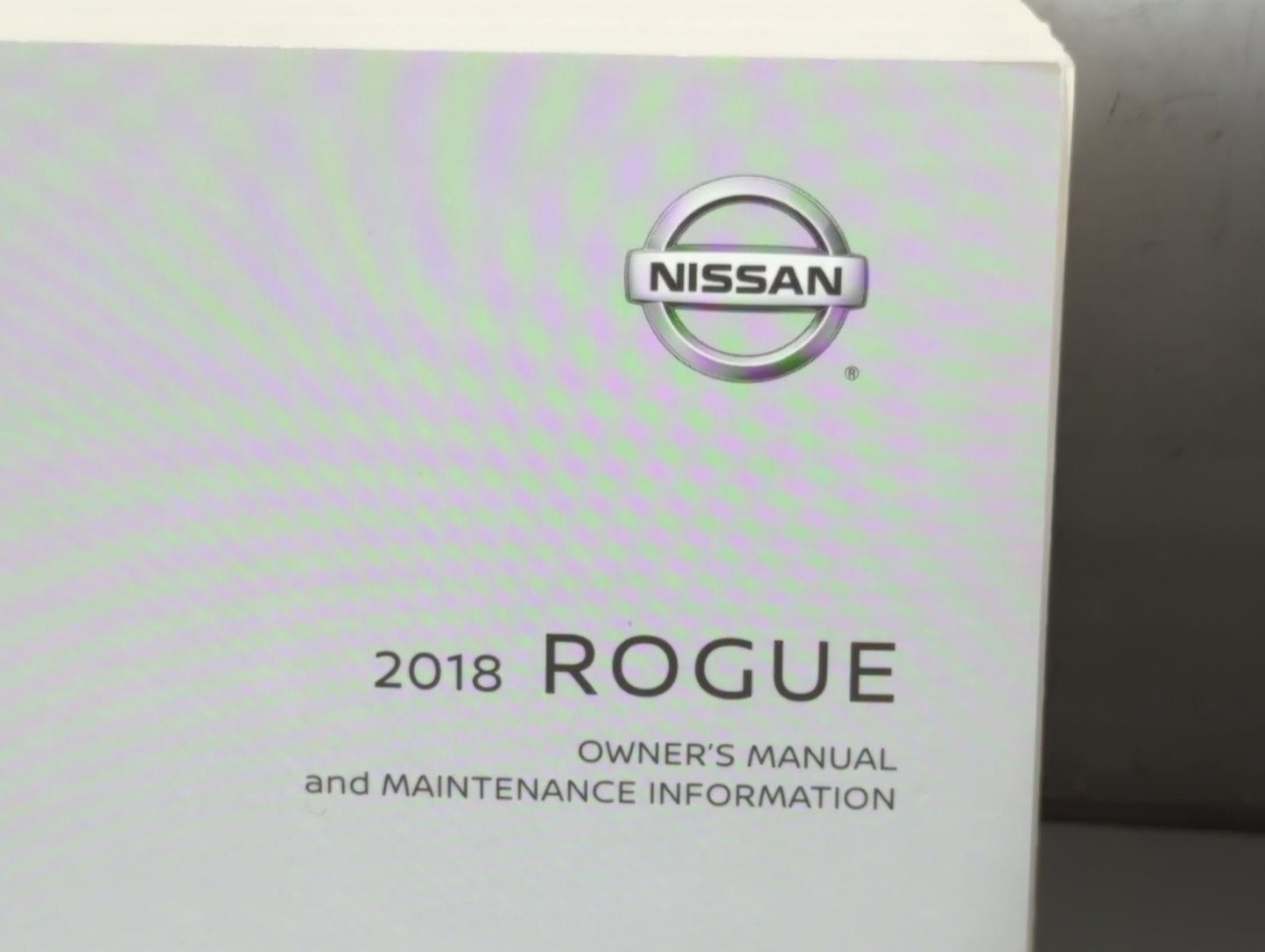 2018 Nissan Rogue Owners Manual Book Guide P/N:OM18EA 0T32U1 OEM Used Auto Parts - Oemusedautoparts1.com