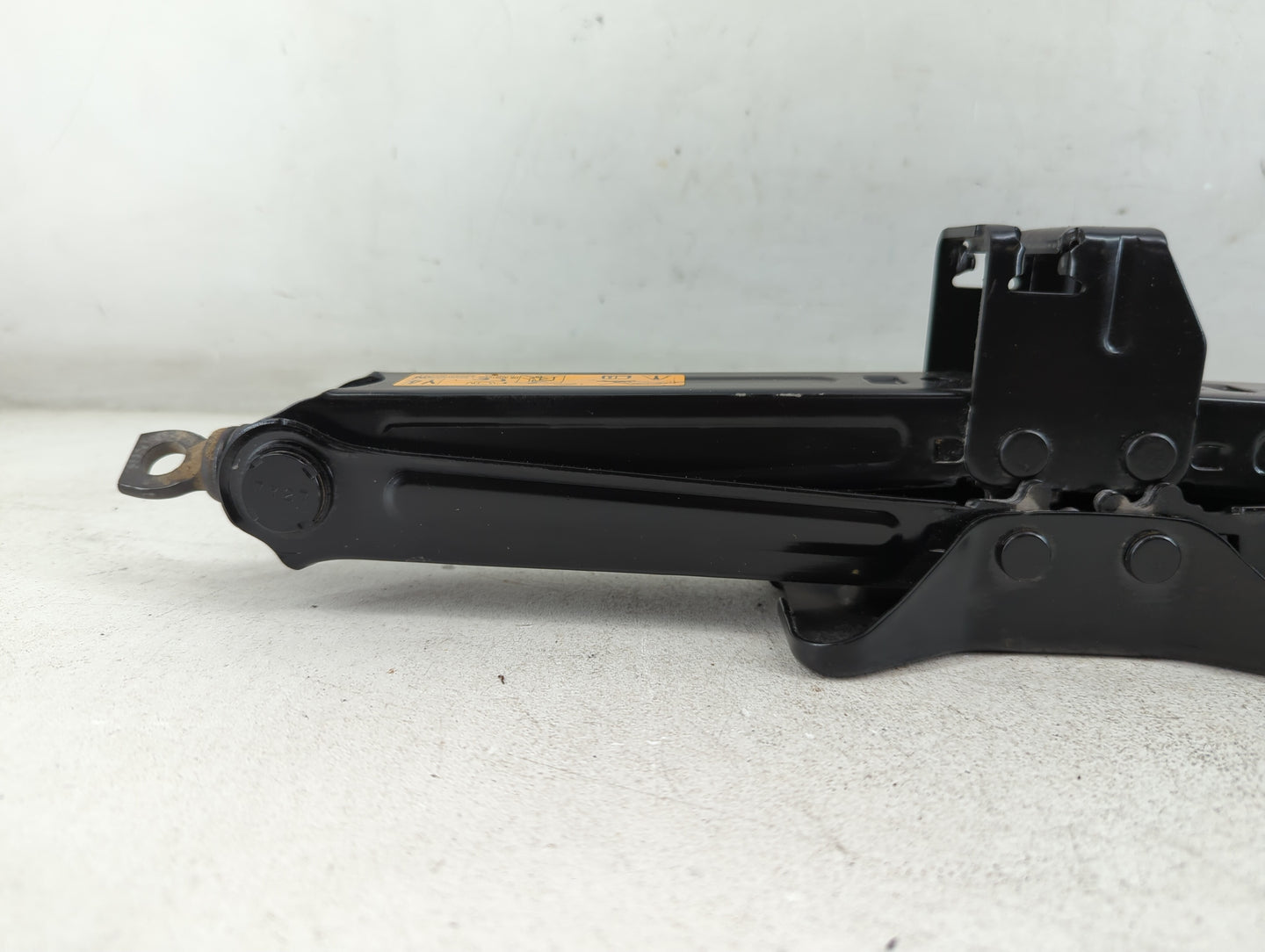 2018 Nissan Rogue Spare Scissor Car Jack - Oemusedautoparts1.com