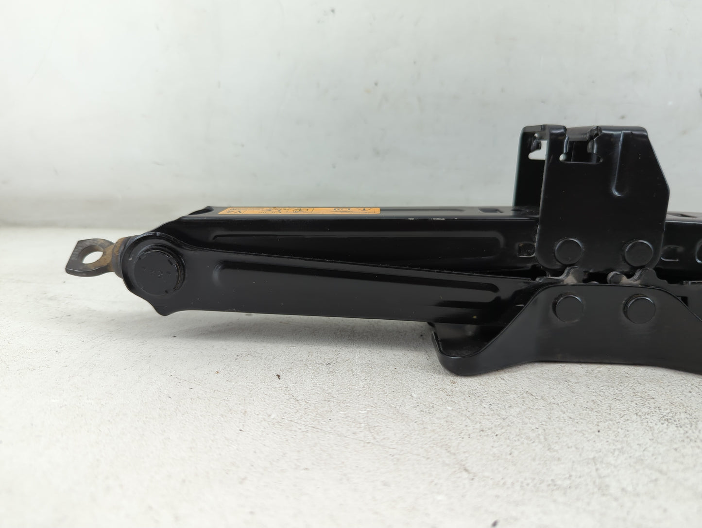 2018 Nissan Rogue Spare Scissor Car Jack - Oemusedautoparts1.com