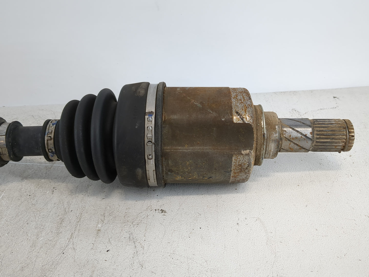 2014-2020 Nissan Rogue Axle Shaft Front Driver Cv C/v - Oemusedautoparts1.com