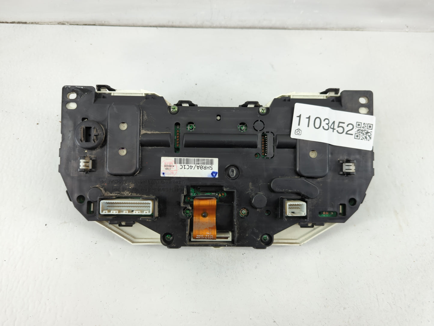 2017 Nissan Rogue Instrument Cluster Speedometer Gauges P/N:5HR0A/4C1C Fits OEM Used Auto Parts - Oemusedautoparts1.com