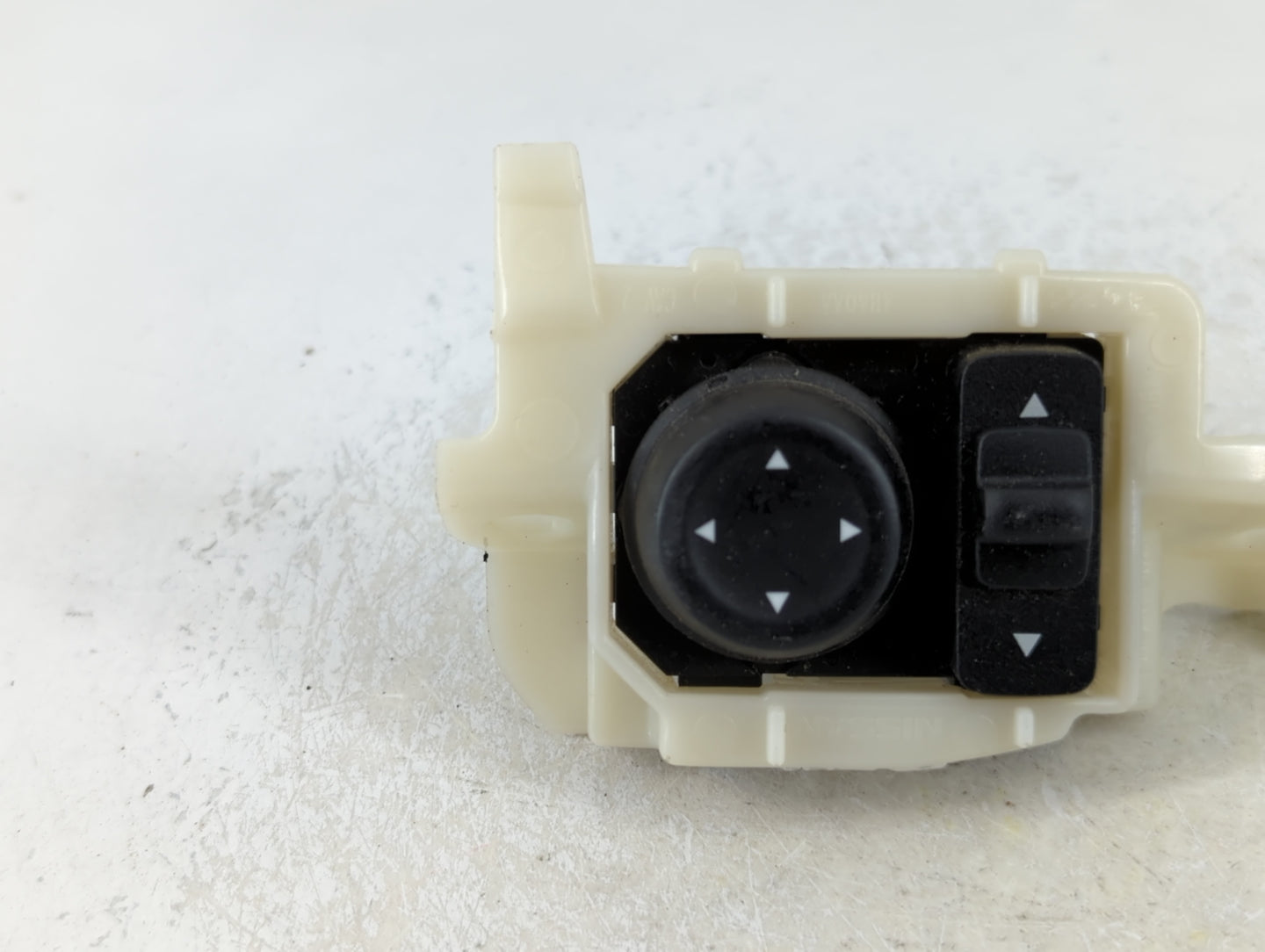 2014-2020 Nissan Rogue Master Power Window Switch Replacement Driver Side Left P/N:25570 3TB1A 25401 4BA5A Fits OEM Used Aut