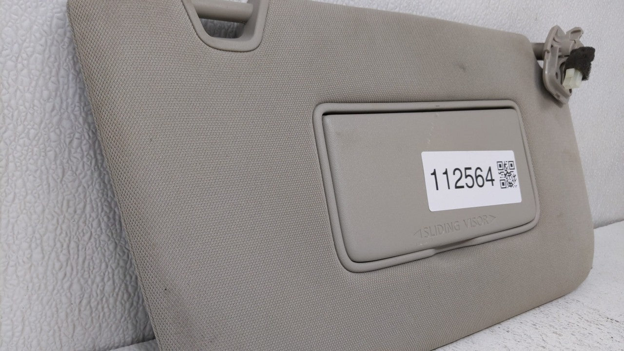 2018-2019 Nissan Rogue Sun Visor Shade Replacement Passenger Right Mirror Fits Fits 2018 2019 OEM Used Auto Parts - Oemuseda