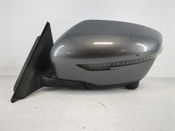 2017-2020 Nissan Rogue Driver Side View Mirror - Left Door Mirror OEM Used - Oemusedautoparts1.com