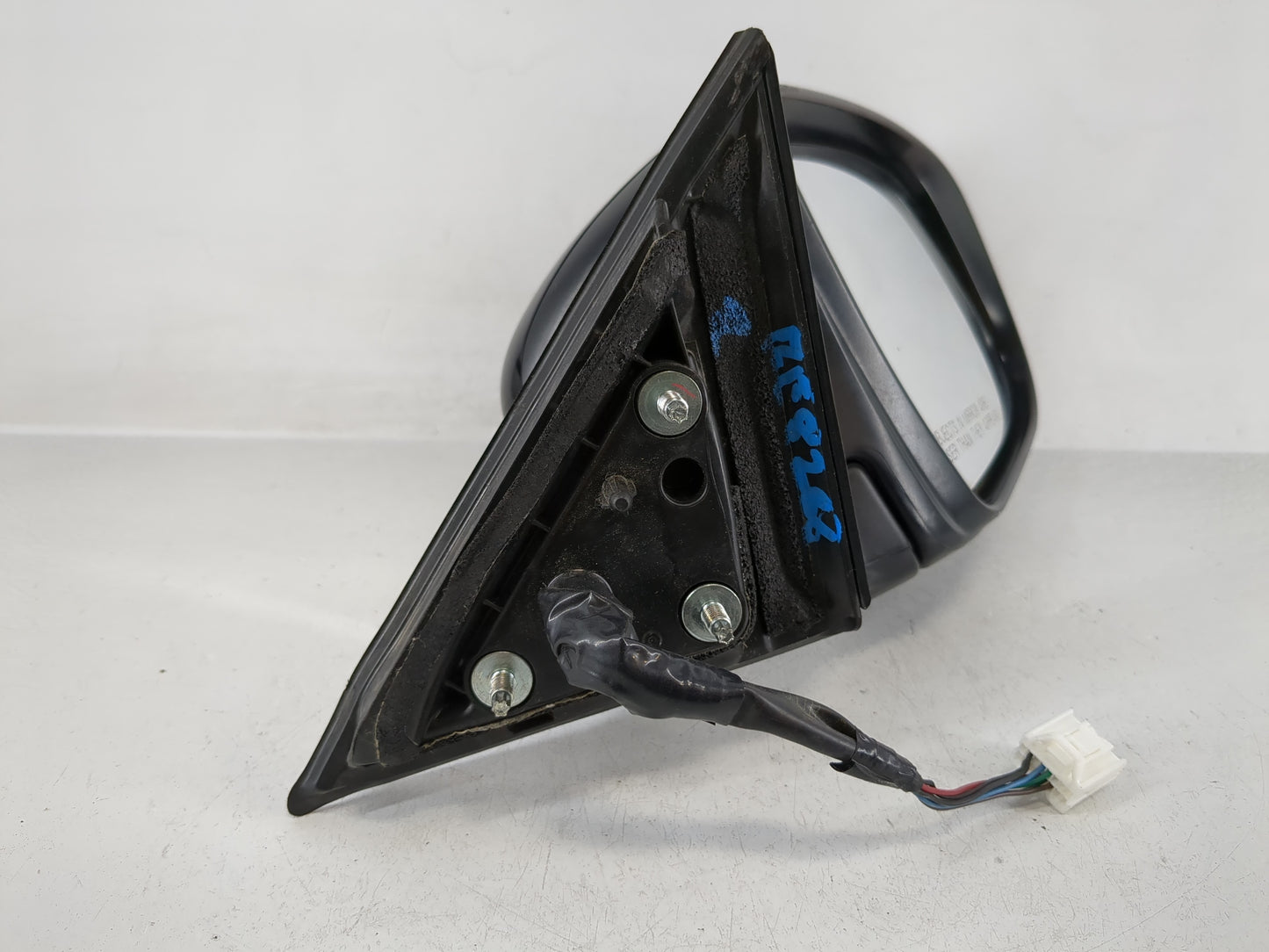 2017-2020 Nissan Rogue Passenger Side View Mirror - Right Door Mirror OEM Used - Oemusedautoparts1.com