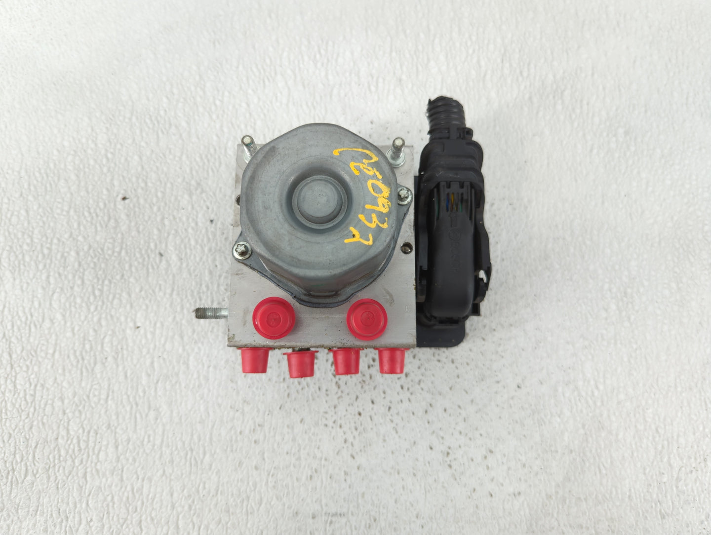 2018 Nissan Rogue ABS Pump Control Module Replacement Fits OEM Used Auto Parts - Oemusedautoparts1.com