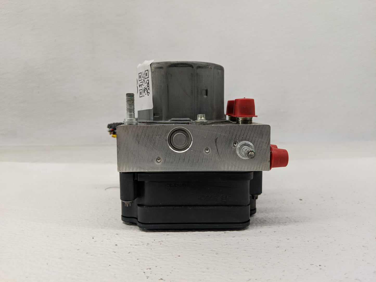 2018 Nissan Rogue ABS Pump Control Module Replacement P/N:47660 5HR1A Fits OEM Used Auto Parts - Oemusedautoparts1.com