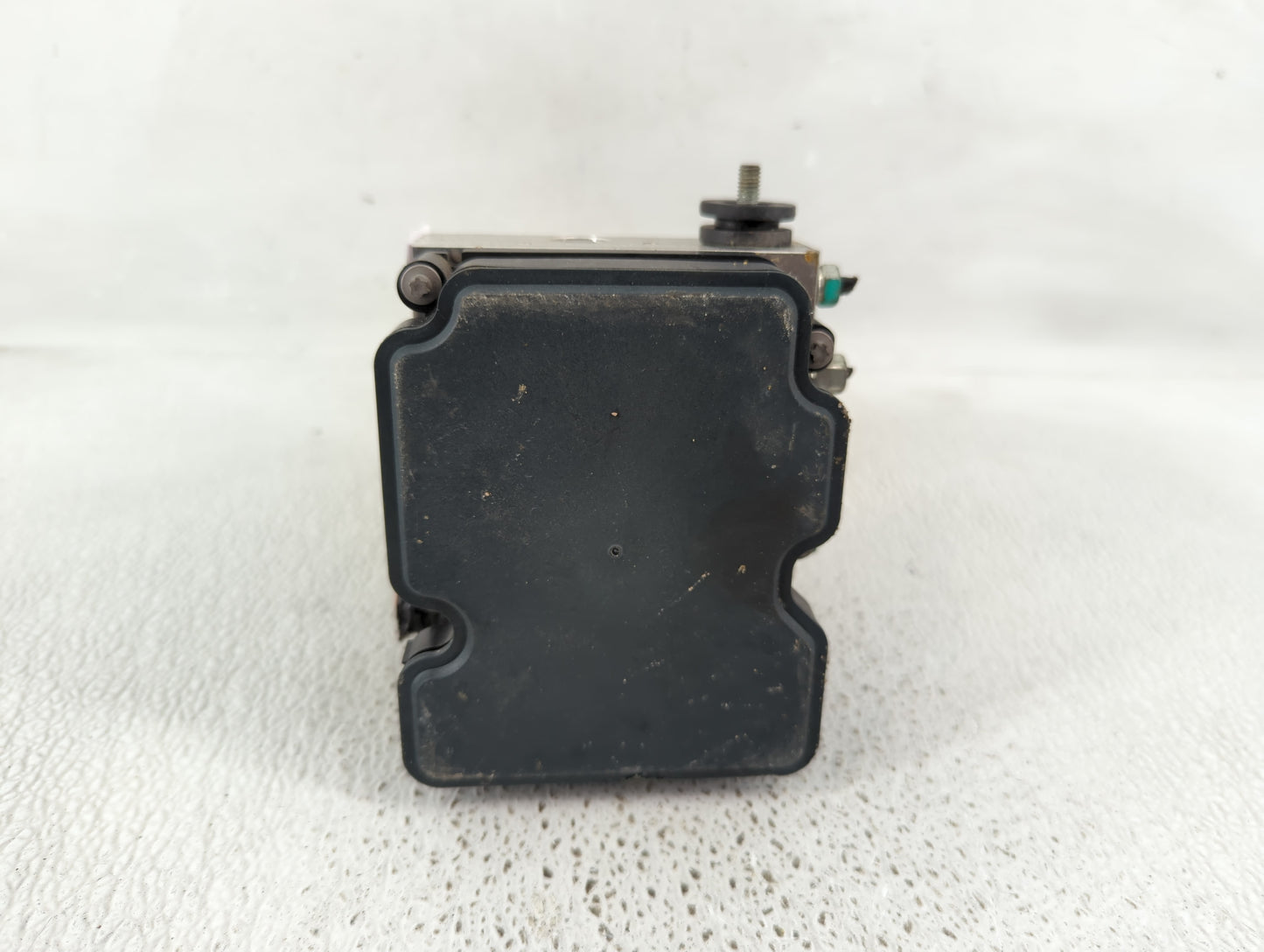 2018 Nissan Rogue ABS Pump Control Module Replacement P/N:47660 5HR1A Fits OEM Used Auto Parts - Oemusedautoparts1.com