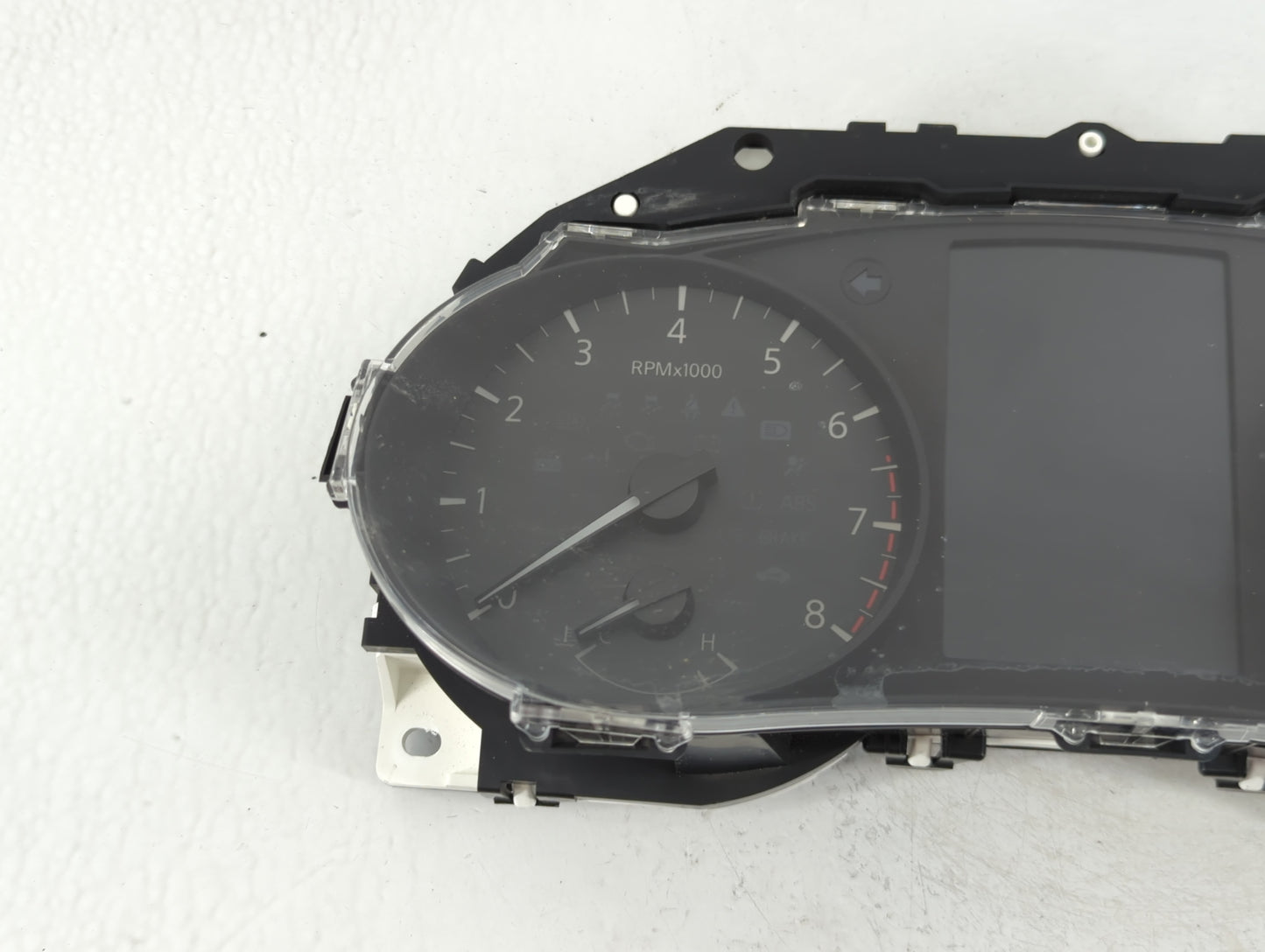 2018 Nissan Rogue Instrument Cluster Speedometer Gauges P/N:7FW0A/JEF8 Fits OEM Used Auto Parts - Oemusedautoparts1.com
