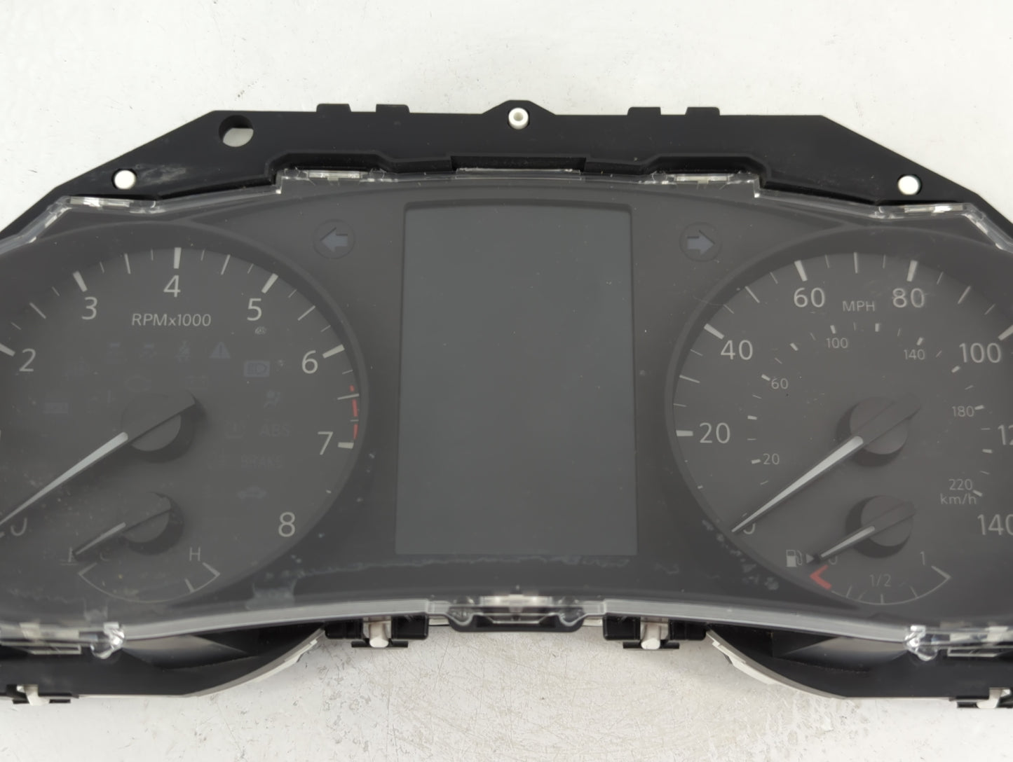 2018 Nissan Rogue Instrument Cluster Speedometer Gauges P/N:7FW0A/JEF8 Fits OEM Used Auto Parts - Oemusedautoparts1.com