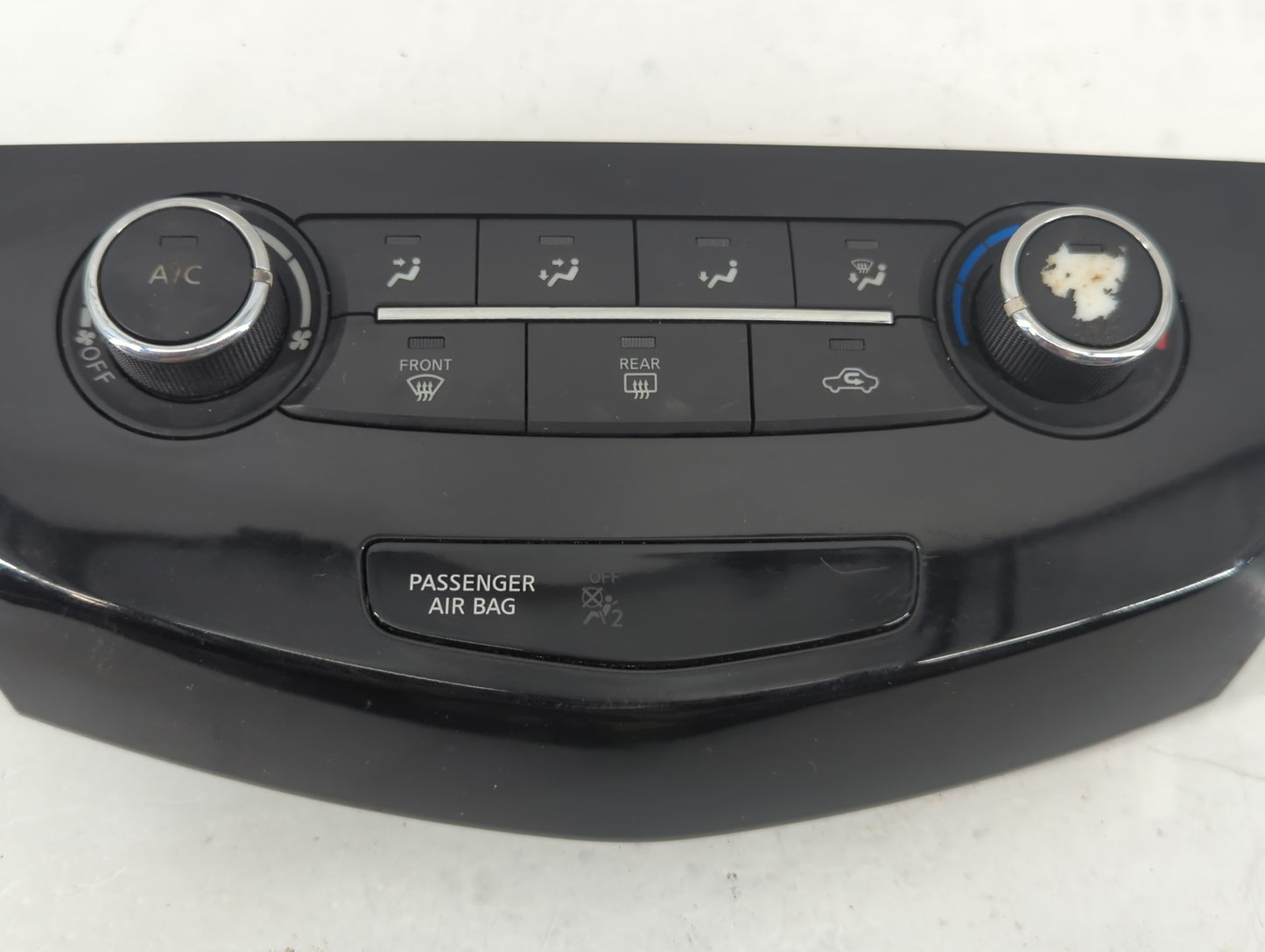2017-2022 Nissan Rogue Climate Control Module Temperature AC/Heater Replacement P/N:275007FA0A Fits OEM Used Auto Parts - Oe