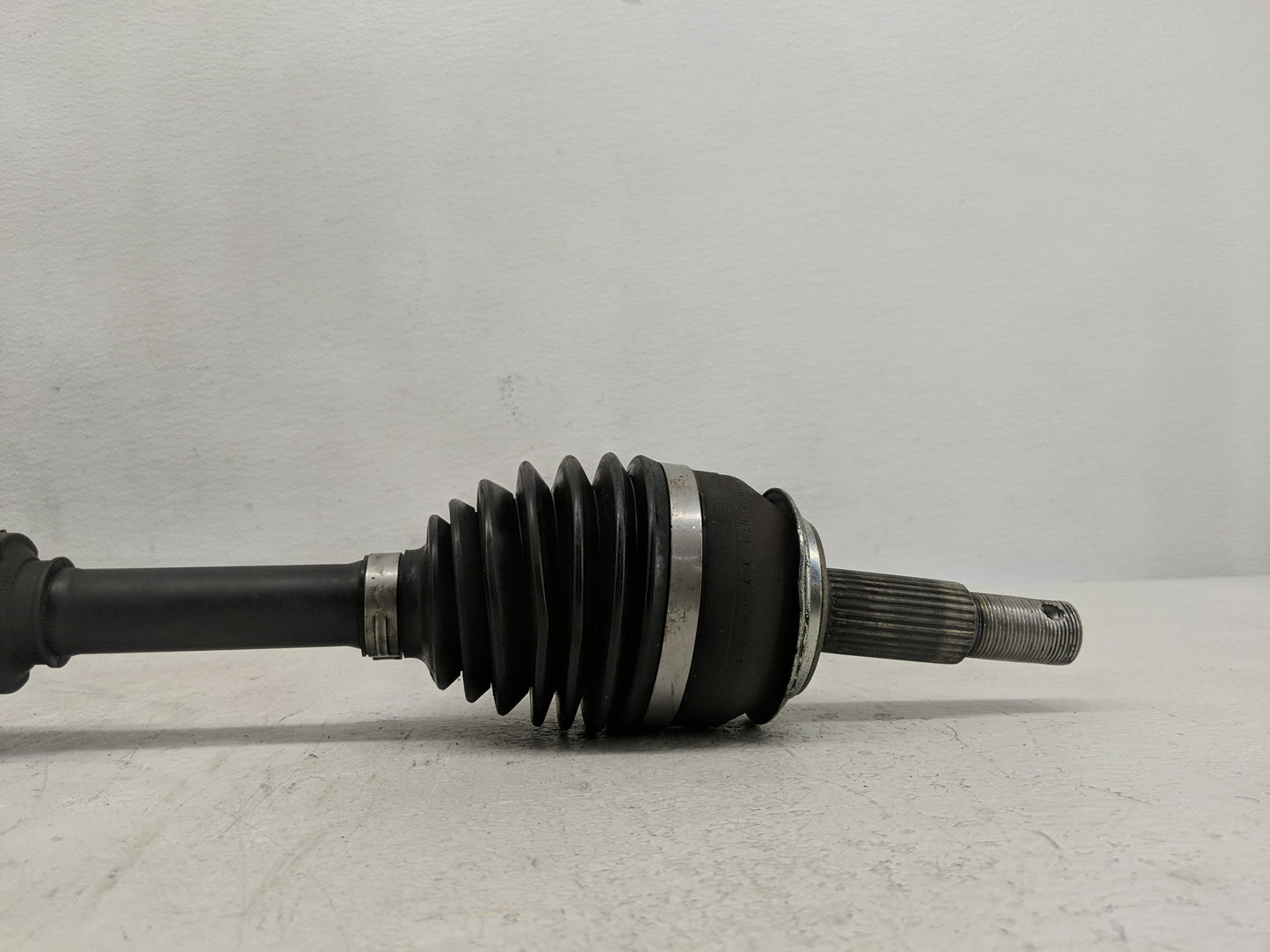 2018 Nissan Rogue Axle Shaft Front Driver Cv C/v - Oemusedautoparts1.com
