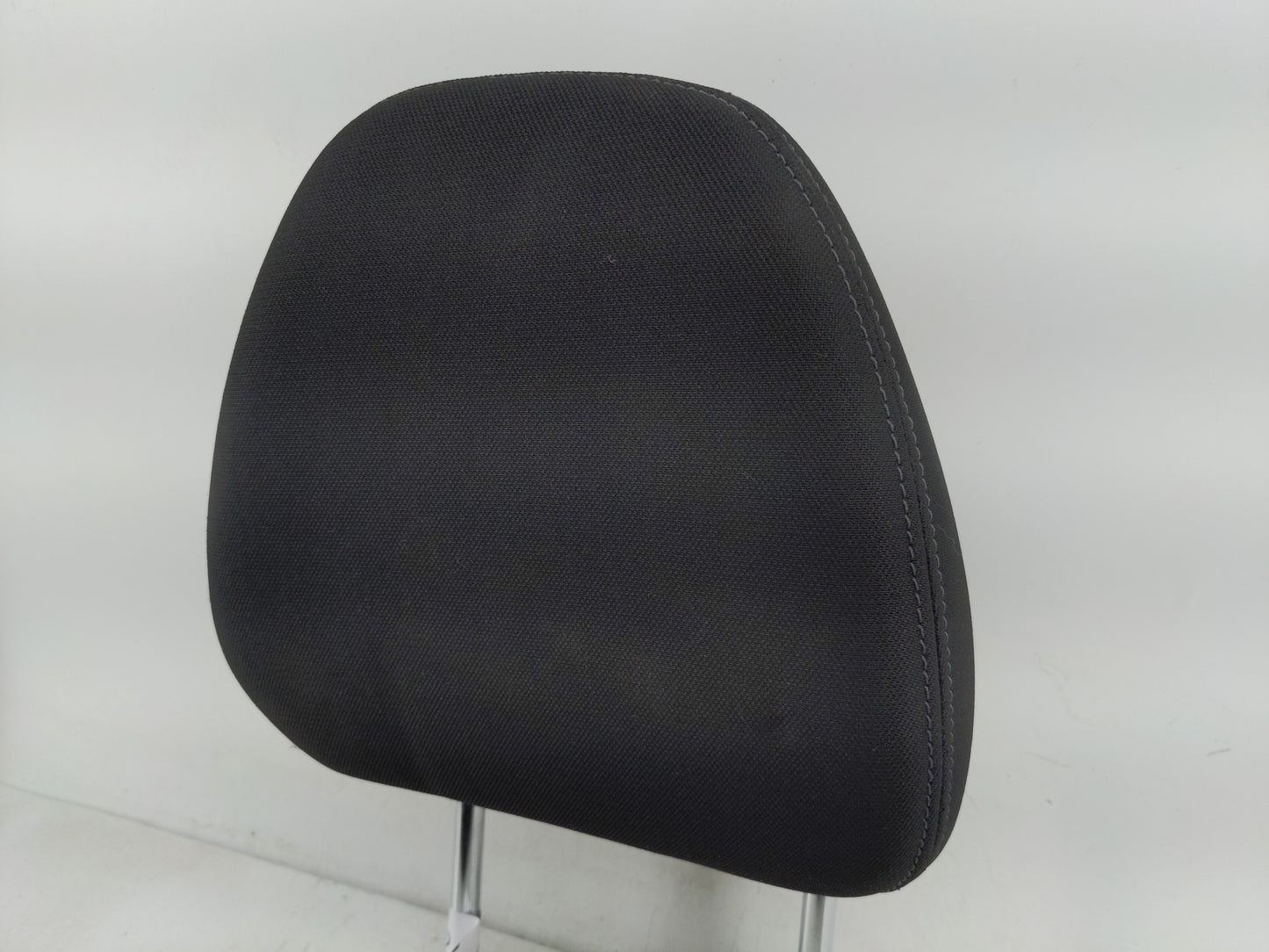 2018 Nissan Rogue Headrest Head Rest Front Driver Passenger Seat Fits OEM Used Auto Parts - Oemusedautoparts1.com