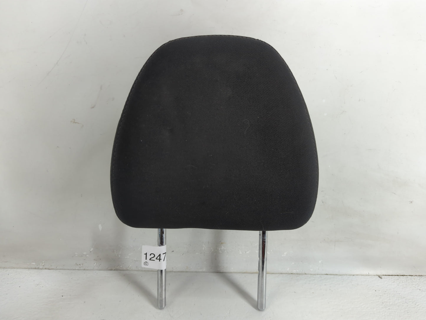 2018 Nissan Rogue Headrest Head Rest Front Driver Passenger Seat Fits OEM Used Auto Parts - Oemusedautoparts1.com