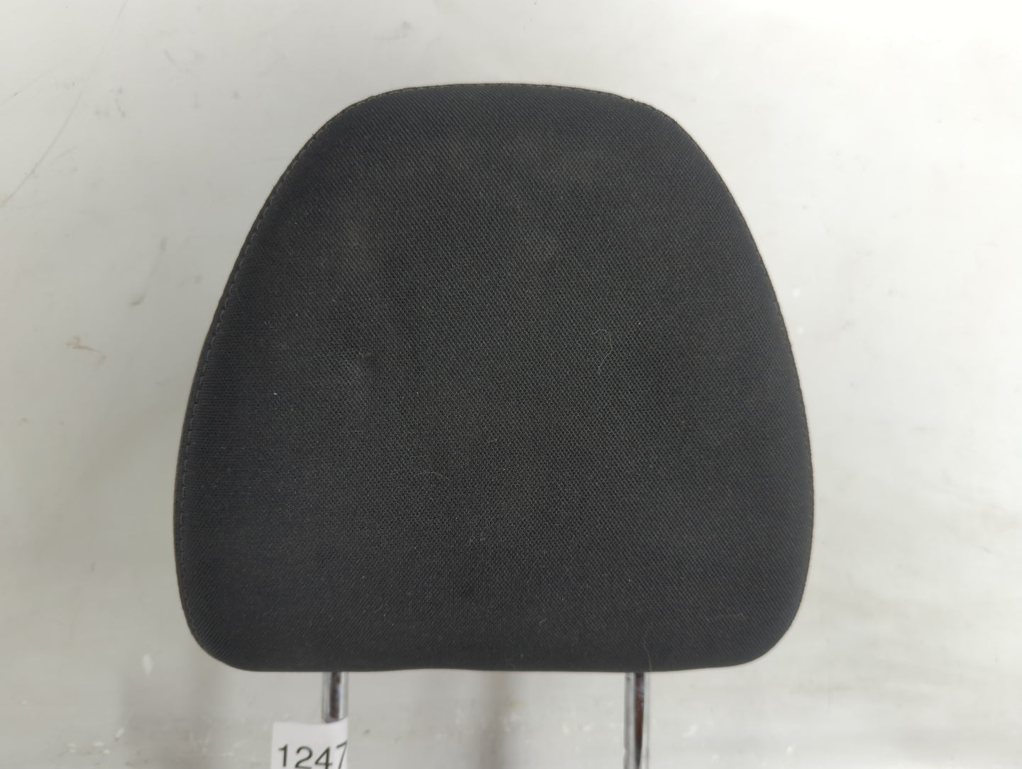 2018 Nissan Rogue Headrest Head Rest Front Driver Passenger Seat Fits OEM Used Auto Parts - Oemusedautoparts1.com