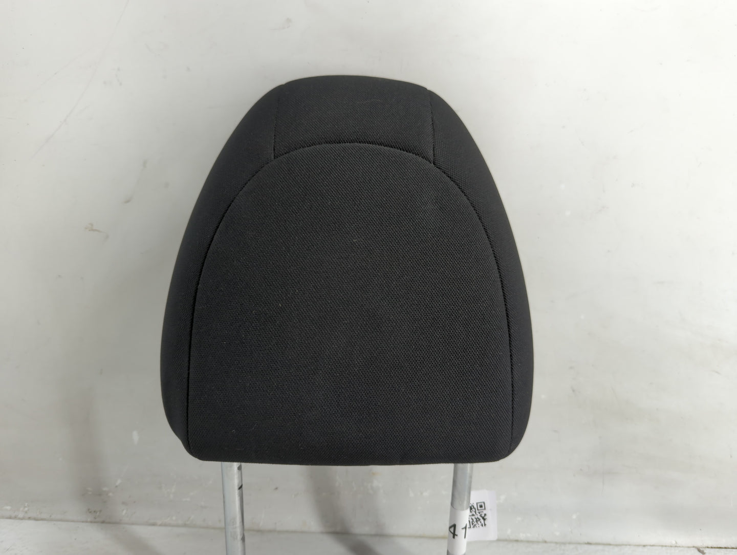 2018 Nissan Rogue Headrest Head Rest Front Driver Passenger Seat Fits OEM Used Auto Parts - Oemusedautoparts1.com
