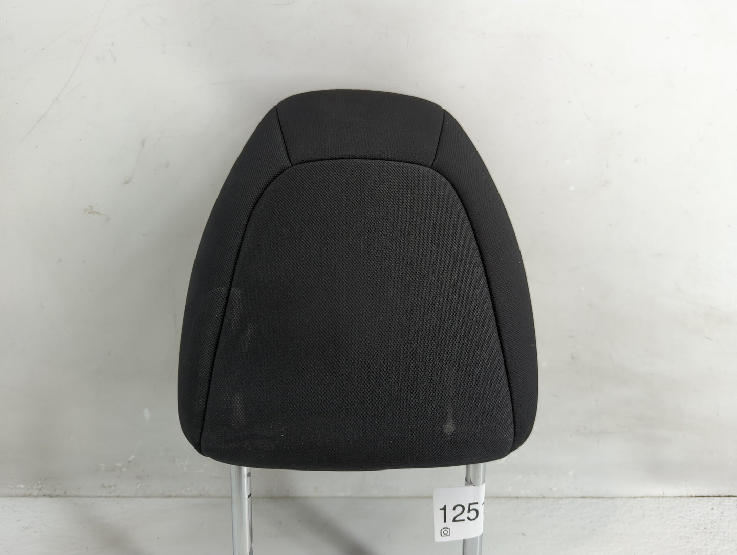 2018 Nissan Rogue Headrest Head Rest Front Driver Passenger Seat Fits OEM Used Auto Parts - Oemusedautoparts1.com