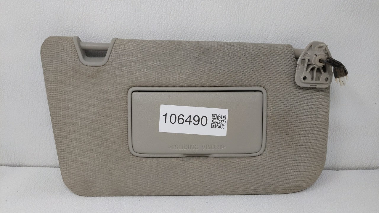2018-2019 Nissan Rogue Sun Visor Shade Replacement Passenger Right Mirror Fits Fits 2018 2019 OEM Used Auto Parts - Oemuseda