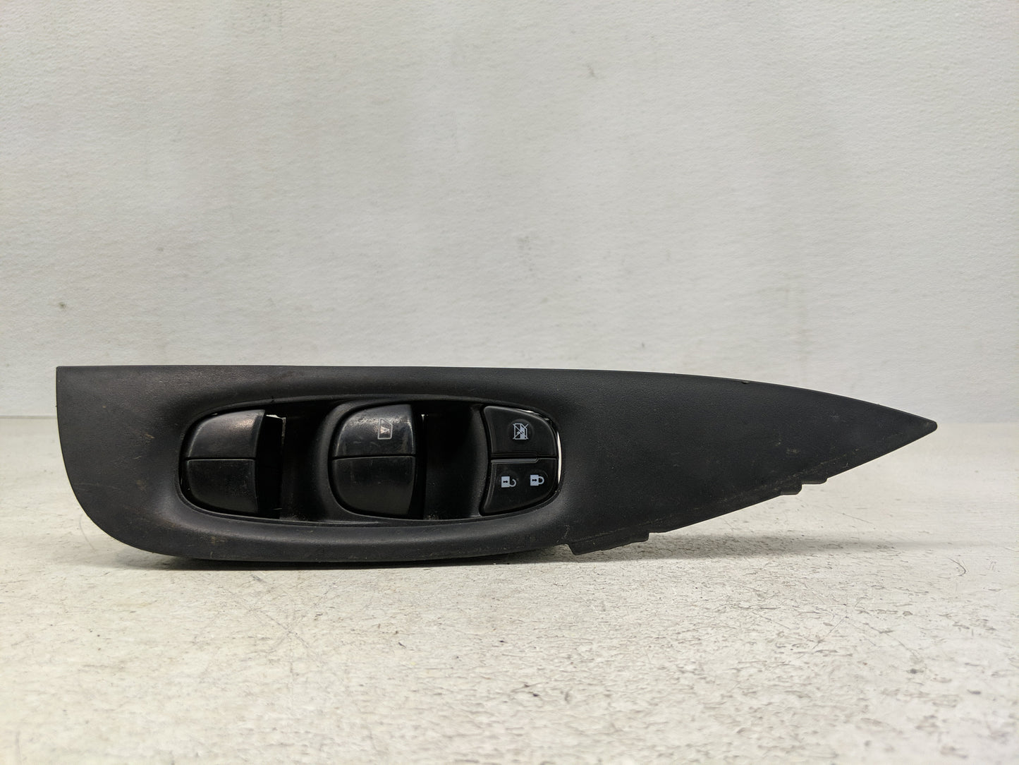2014-2020 Nissan Rogue Master Power Window Switch Replacement Driver Side Left Fits OEM Used Auto Parts - Oemusedautoparts1.