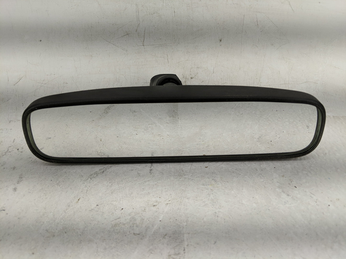 2018 Nissan Rogue Interior Rear View Mirror Replacement OEM P/N:E13010837 Fits OEM Used Auto Parts - Oemusedautoparts1.com