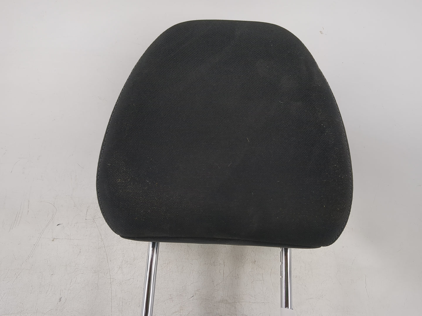 2018-2020 Nissan Rogue Headrest Head Rest Front Driver Passenger Seat Fits Fits 2018 2019 2020 OEM Used Auto Parts - Oemused