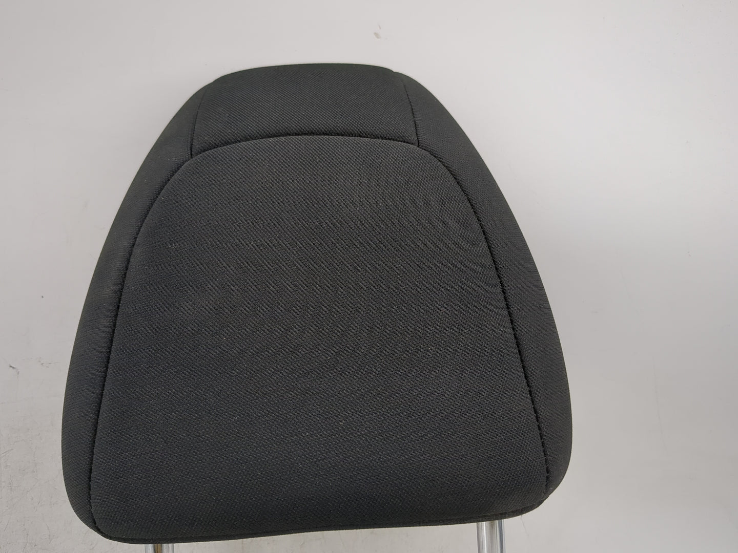 2018-2020 Nissan Rogue Headrest Head Rest Front Driver Passenger Seat Fits Fits 2018 2019 2020 OEM Used Auto Parts - Oemused