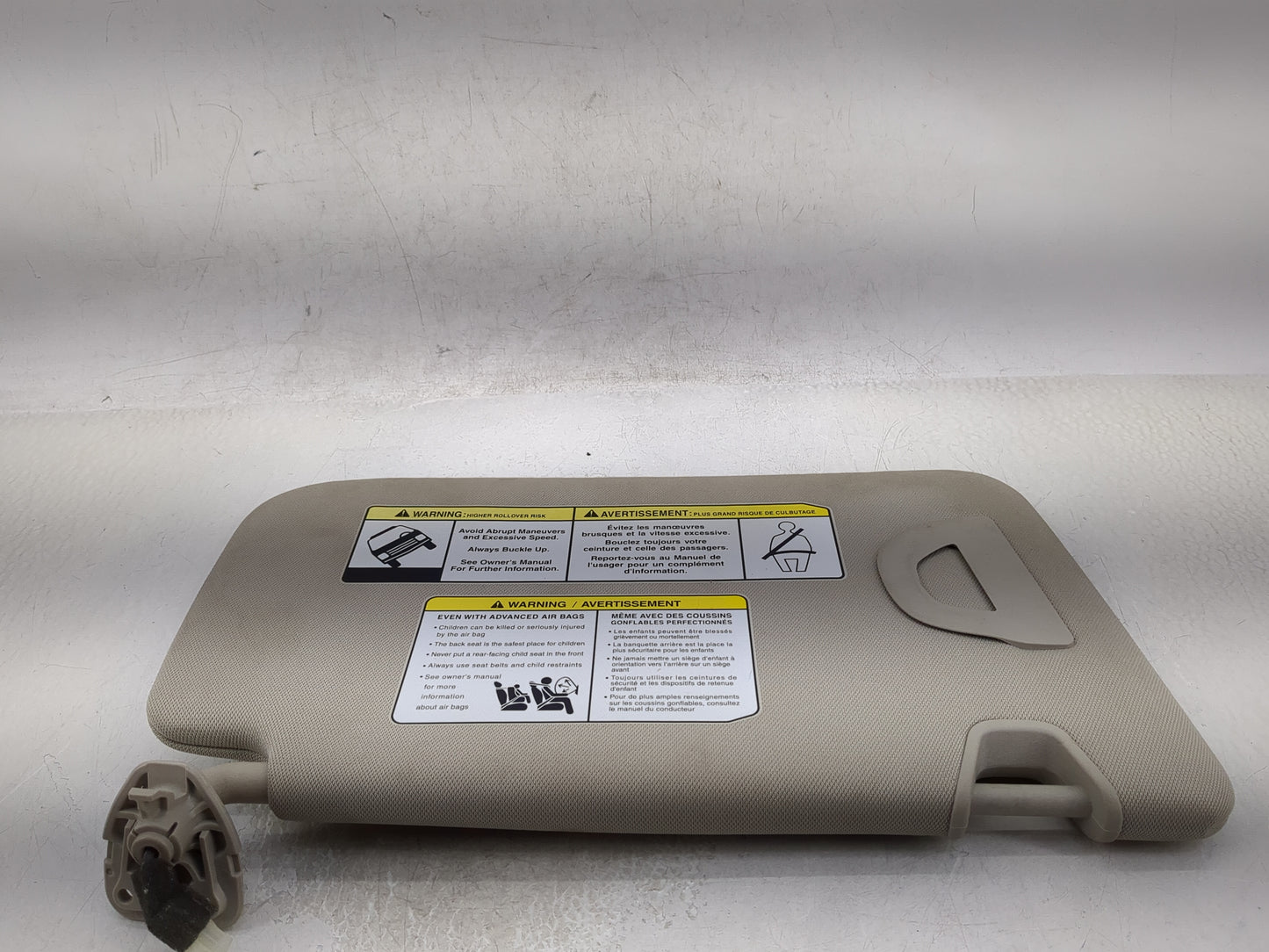 2018-2020 Nissan Rogue Sun Visor Shade Replacement Driver Left Mirror Fits Fits 2018 2019 2020 OEM Used Auto Parts - Oemused